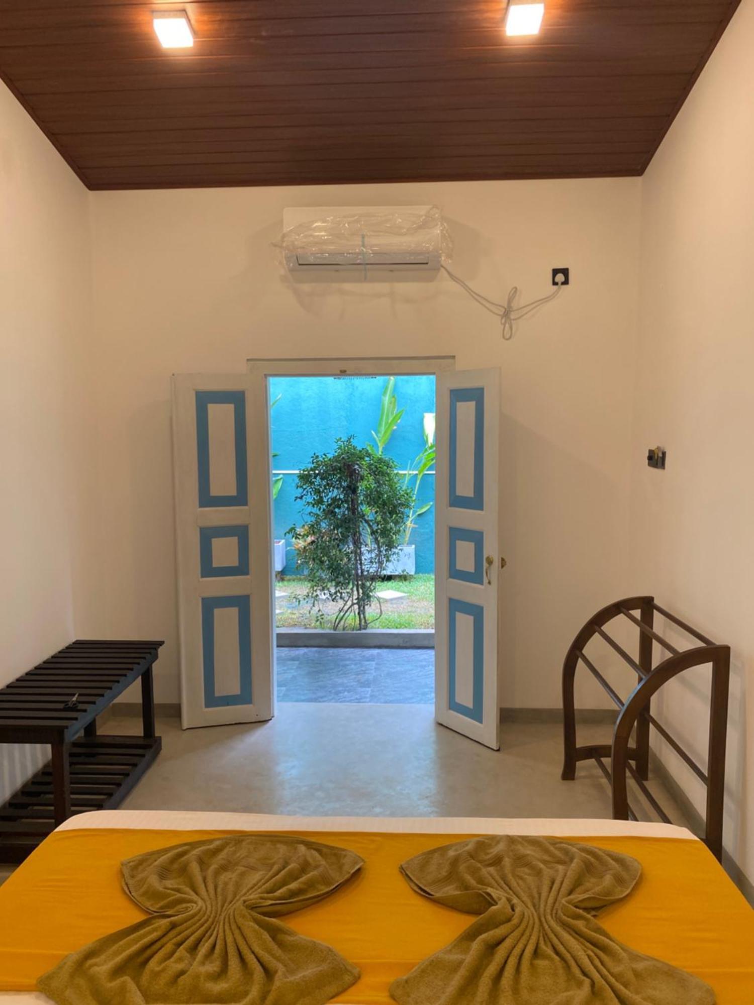 Thisu Villa Dikwella Exteriör bild